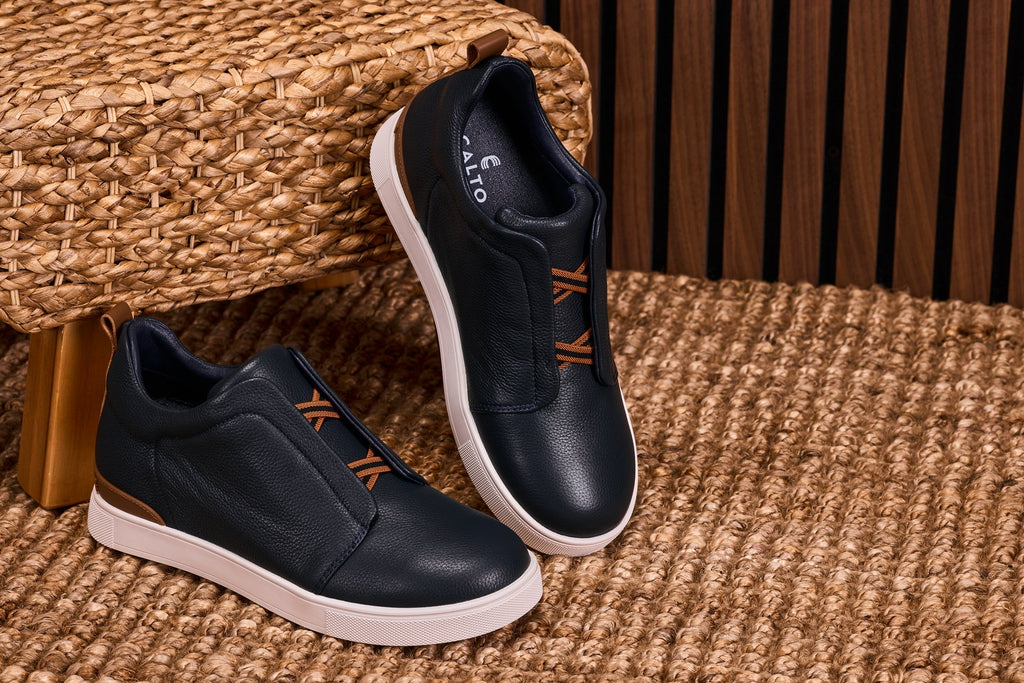 CALTO - J1934  - 2.6 Inches Taller (Navy) - Slip-On Snoafers