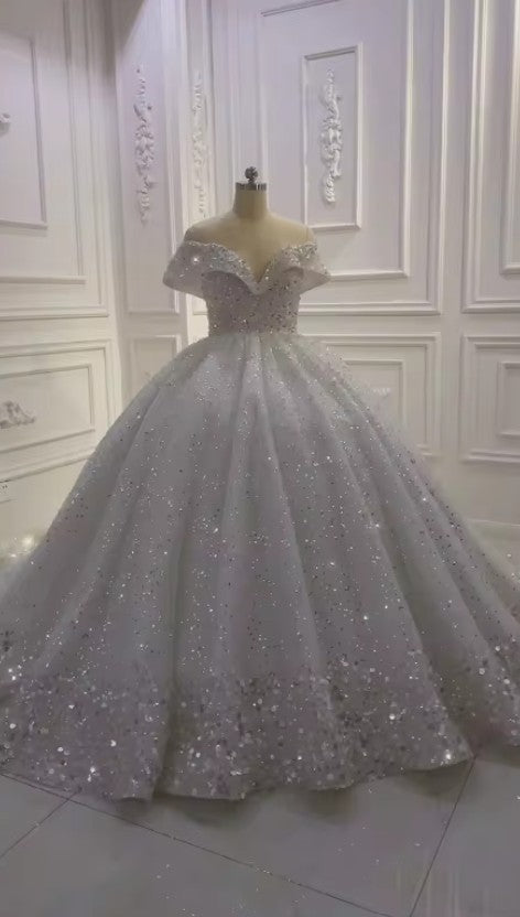 Luxurious Off-Shoulder Wedding Dress With Shiny Beads EDL178