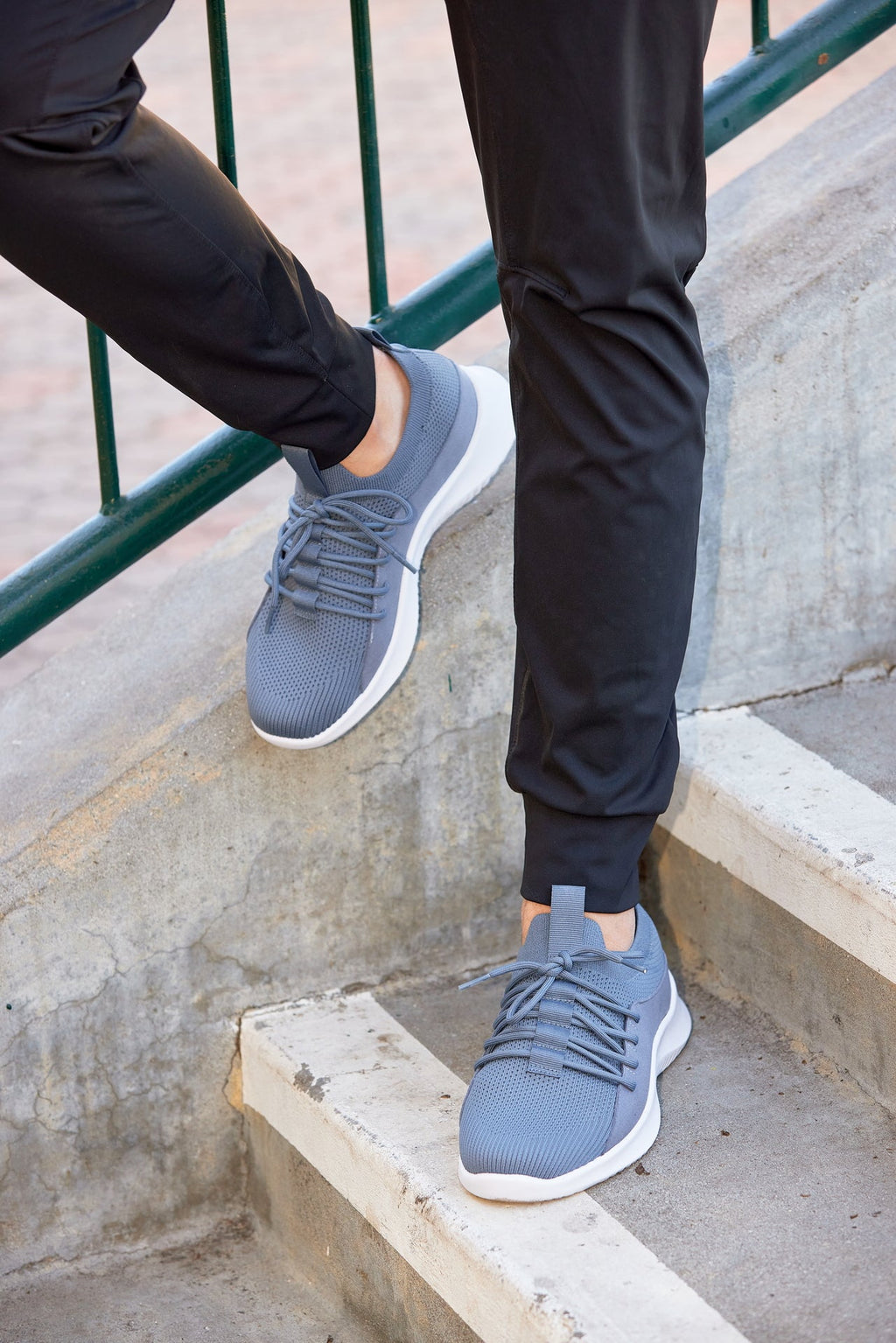 CALTO - Q133 - 2.4 Inches Taller (Light Slate Gray/White Sole) - Ultra Lightweight Sneakers