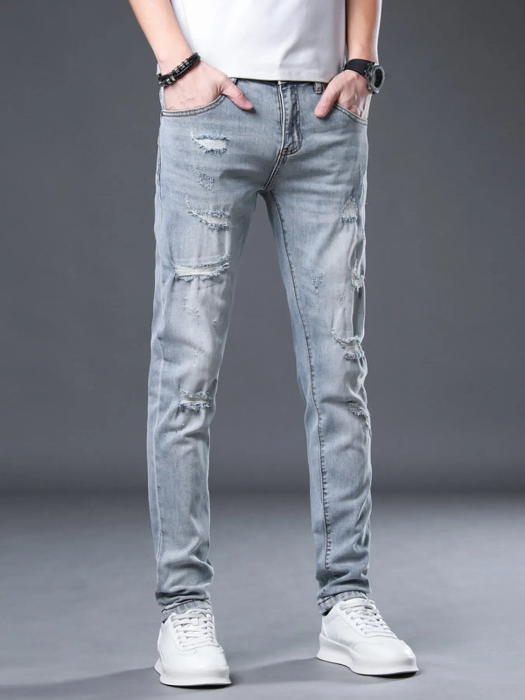 Men's Distressed Slim Fit Jeans