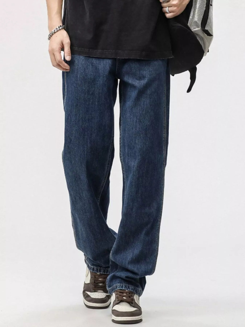 Men's Relaxed Fit Wide Leg Jeans