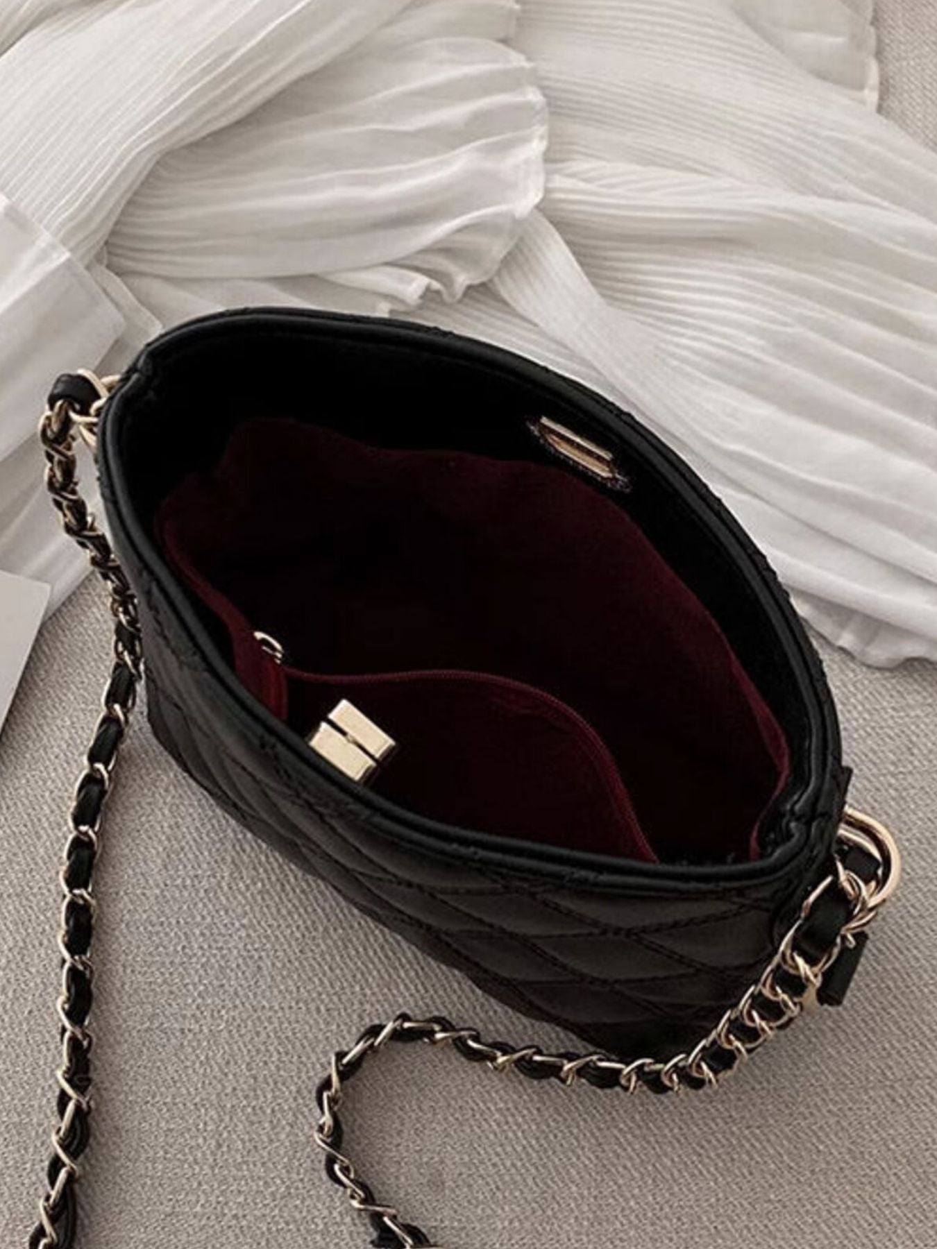Quilted Bucket Crossbody Bag with Chain Strap