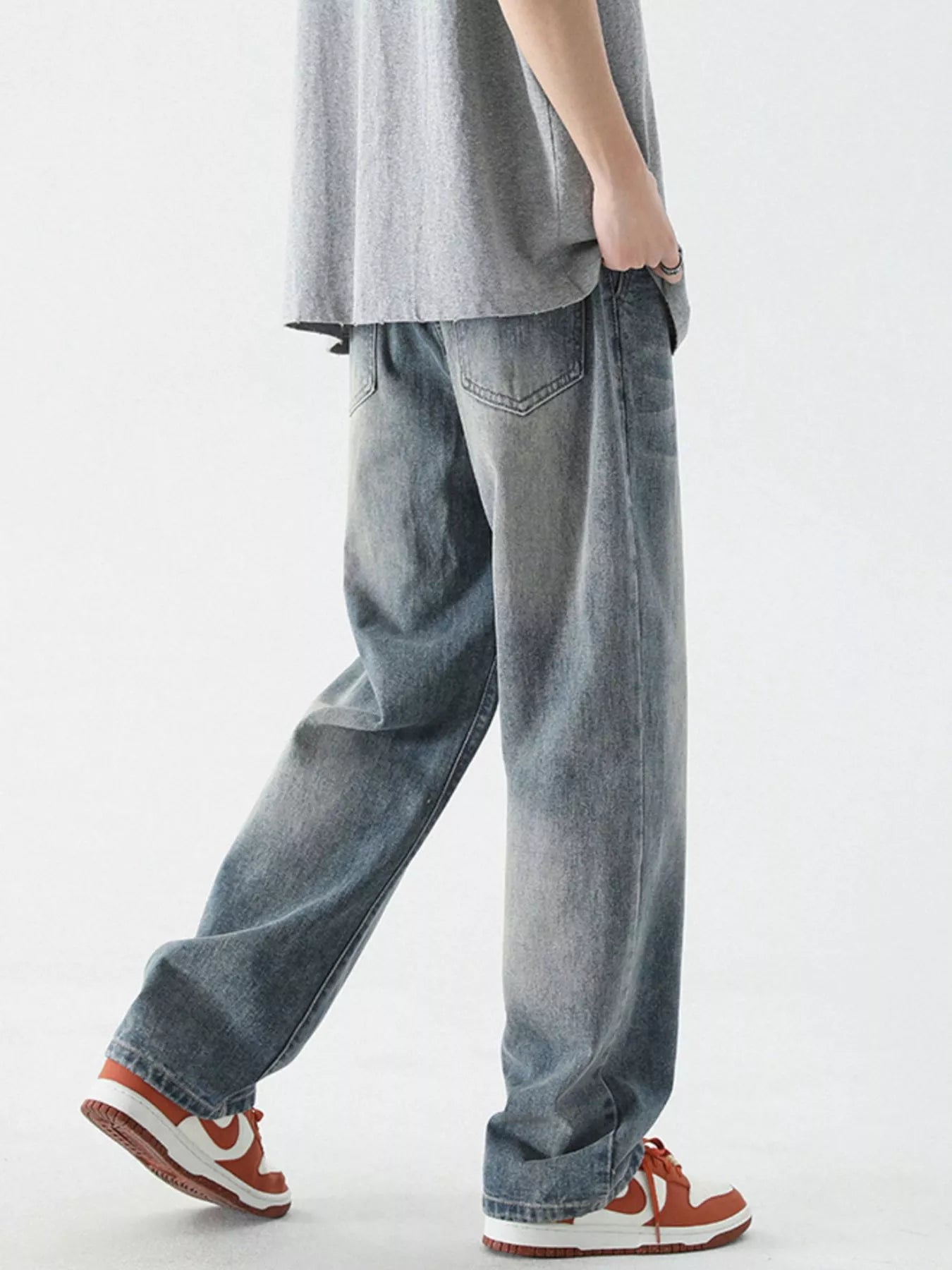Men's Full Size Wide Leg Relaxed Fit Vintage Wash Jeans Plus Size