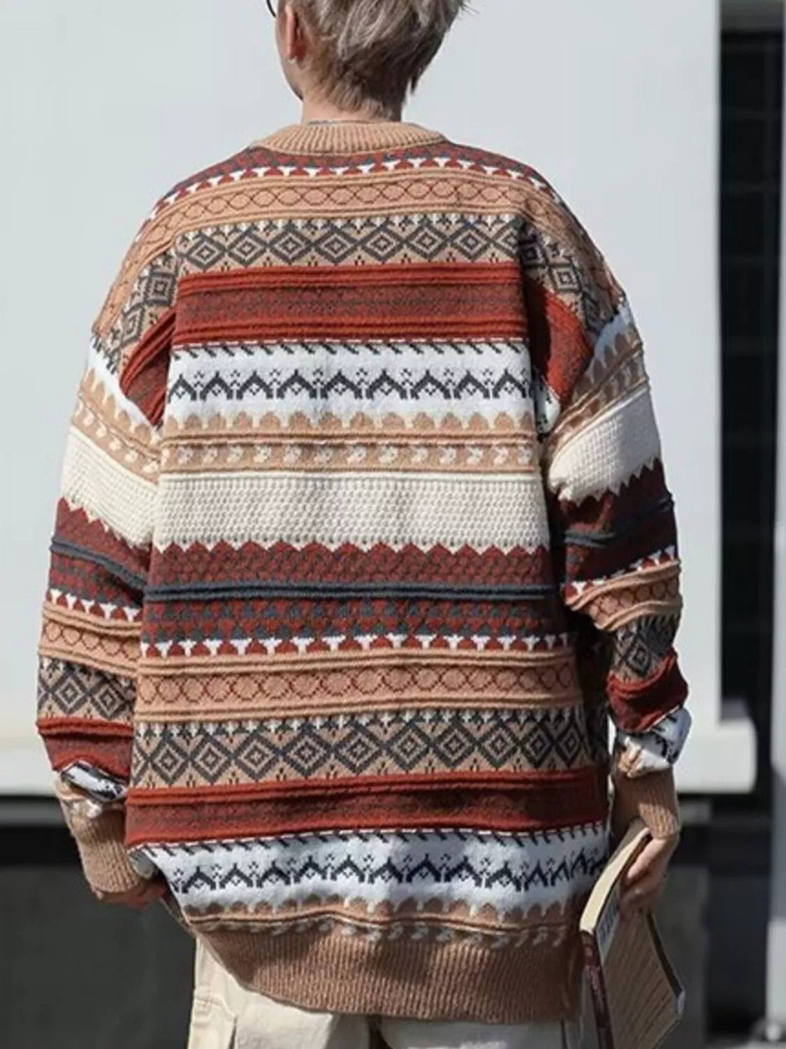 Men's Vintage Pattern Round Neck Knitted Sweater