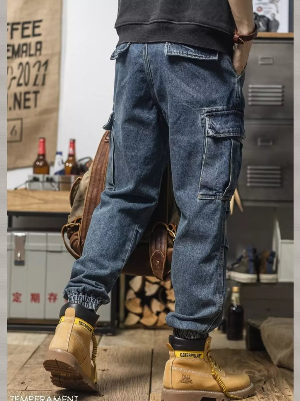 Men's Plus Size Vintage Wash Cargo Jeans