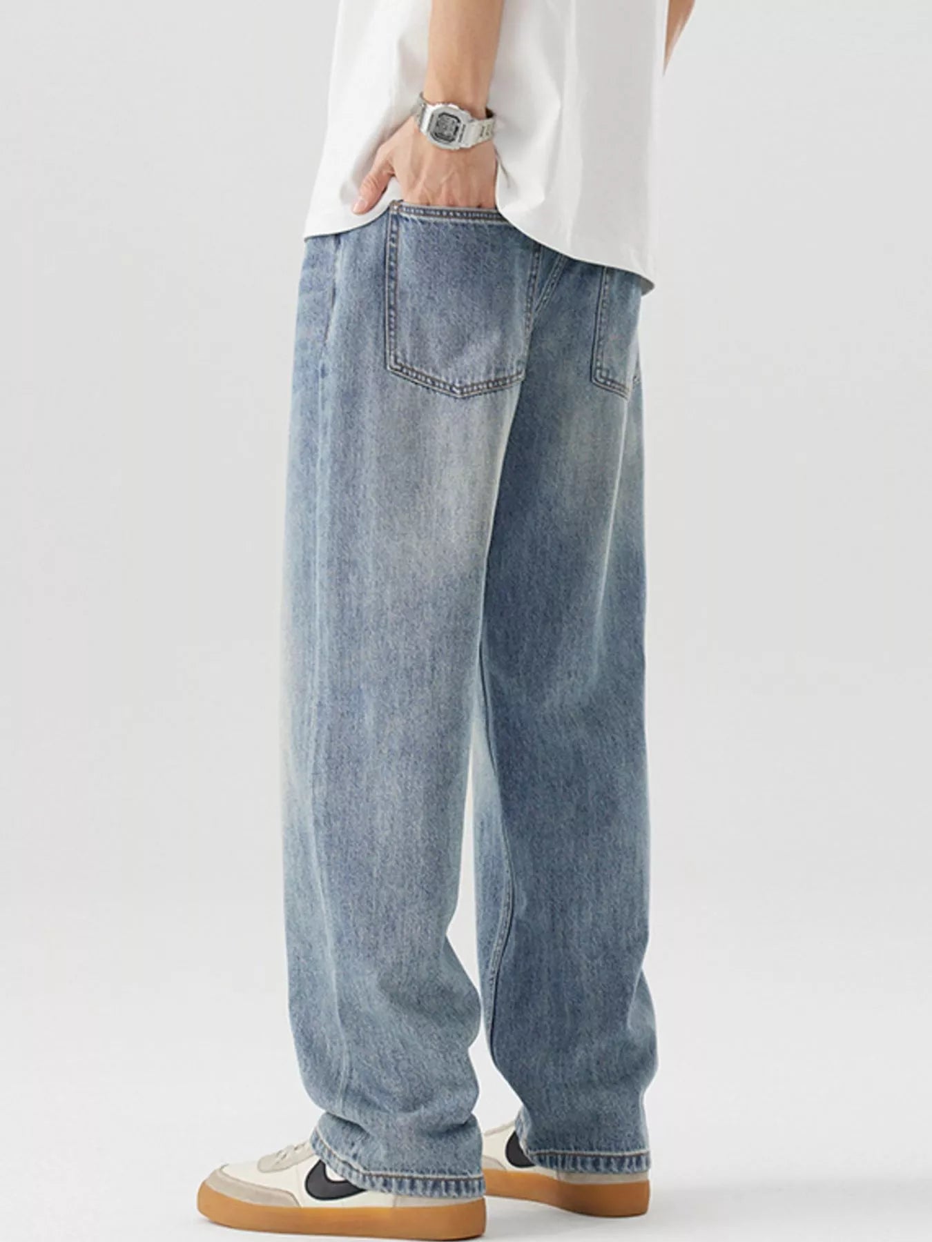 Men's Vintage Wash Loose Fit Jeans