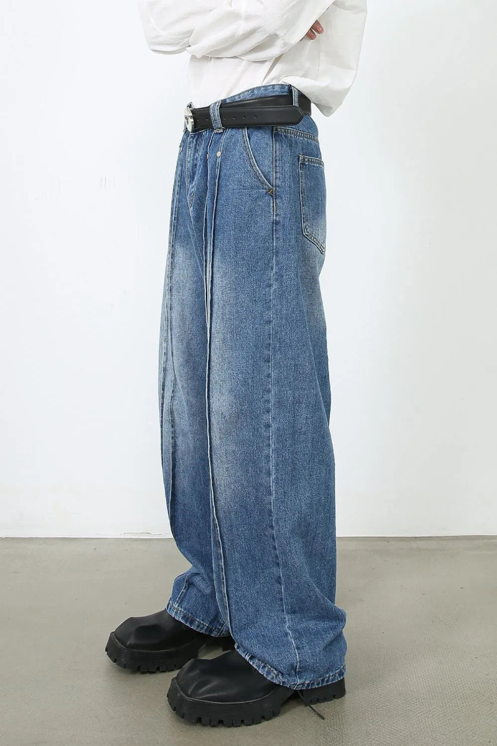Men's Loose Fit Jeans