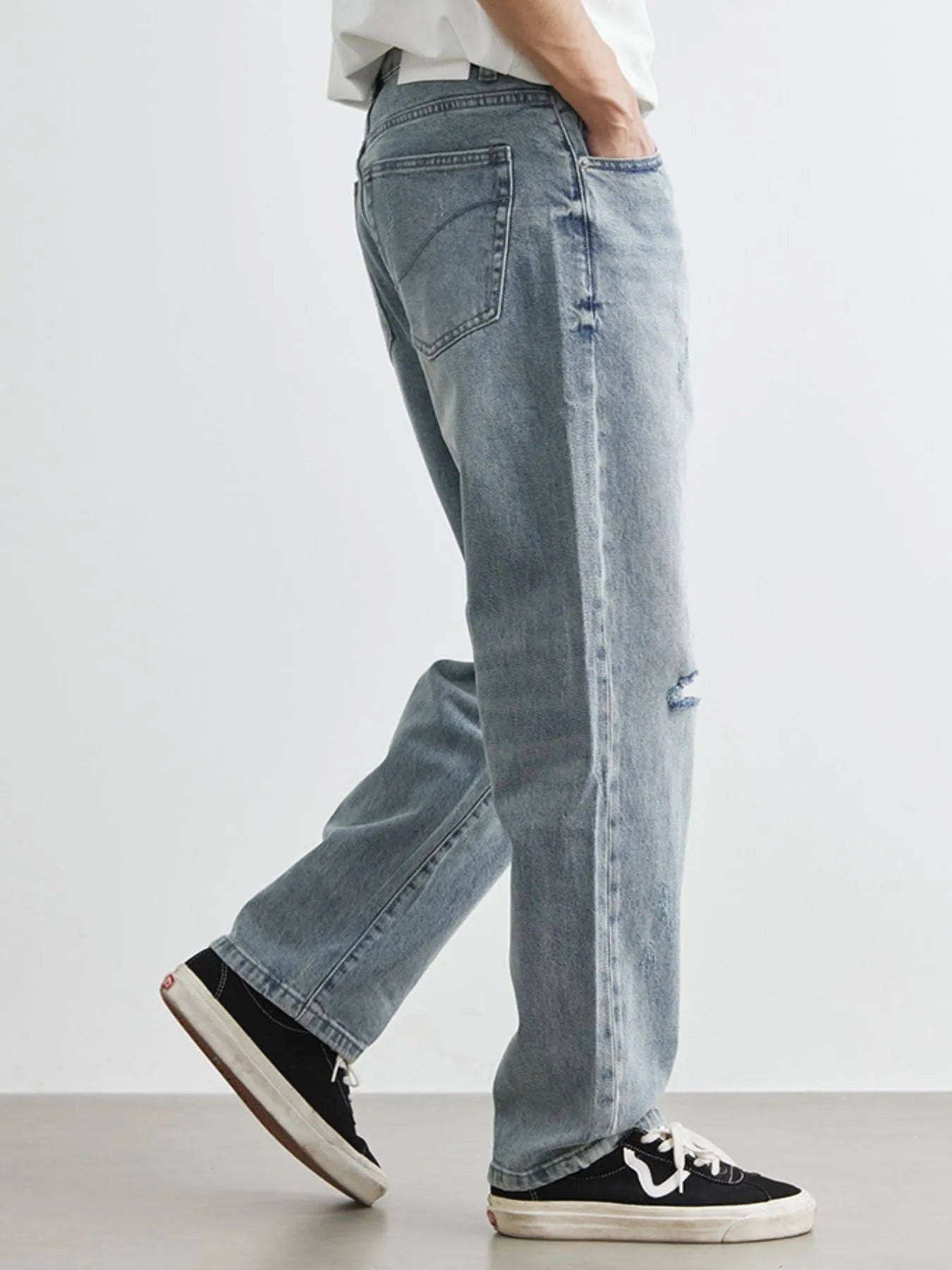 Men's Washed Wide Leg Distressed Jeans