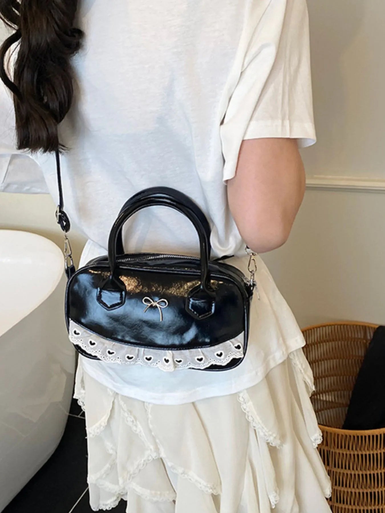 Lace Detail Bow Crossbody Bag