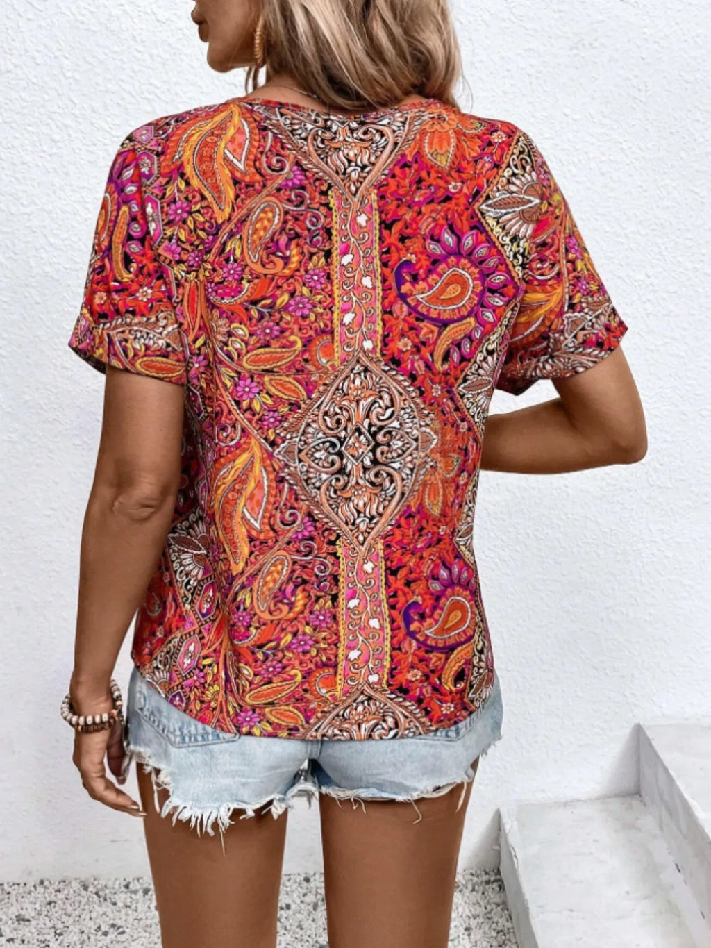 Bohemian Paisley Print V-Neck Short Sleeve T-Shirt