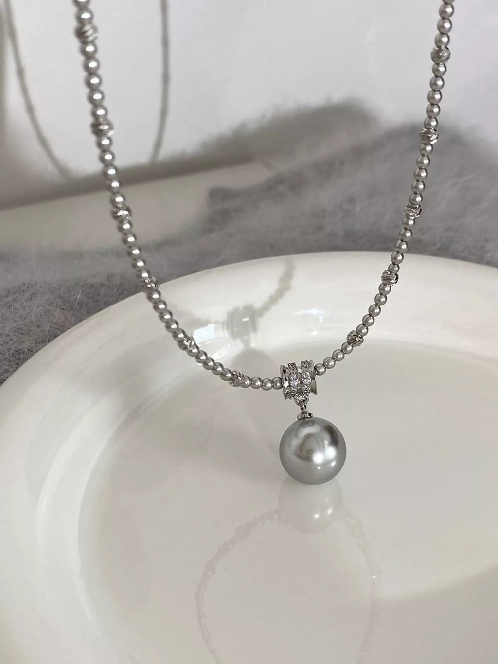 Pearl Pendant Necklace
