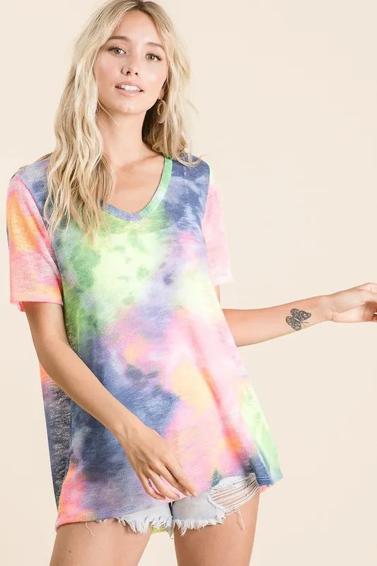BiBi Tie Dye Print Low Gauge Deep U Neck Top