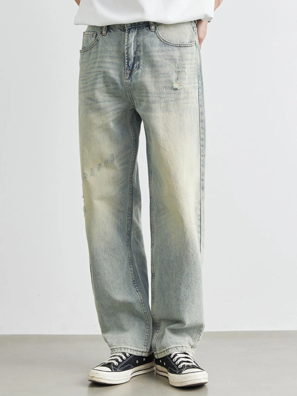 Men's Distressed Wash Wide Leg Jeans