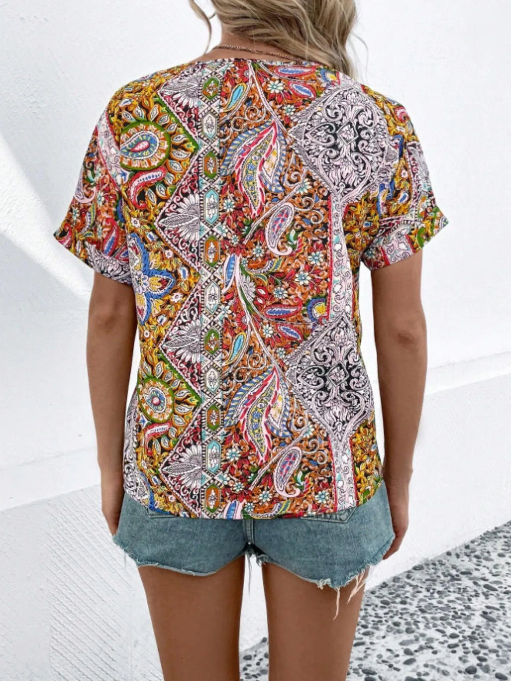Bohemian Paisley Print V-Neck Short Sleeve T-Shirt