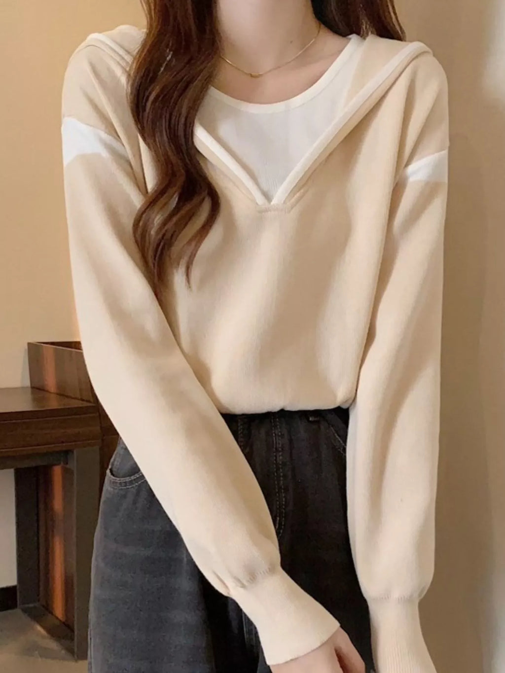 Contrast Trim Hooded Sweater