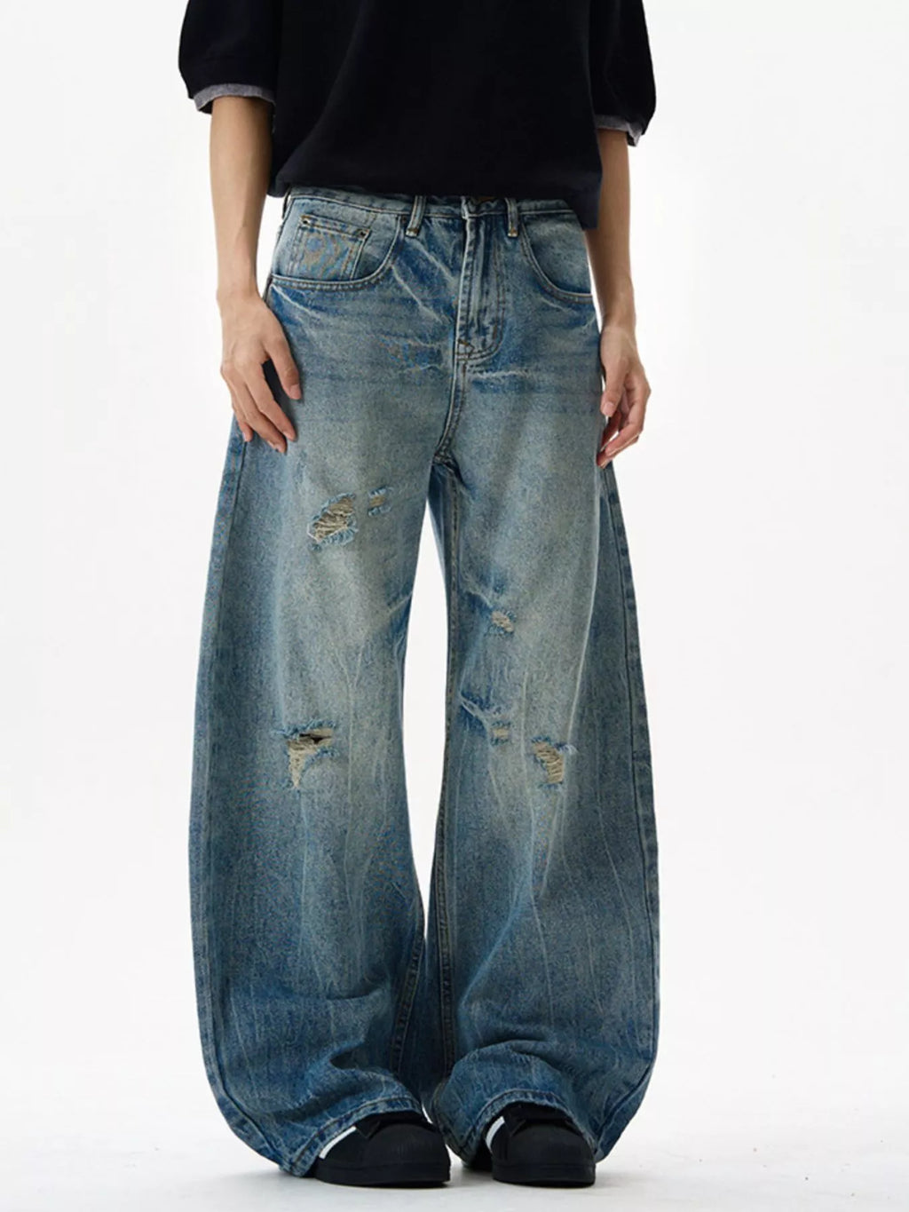 Men's Distressed Loose Fit Jeans