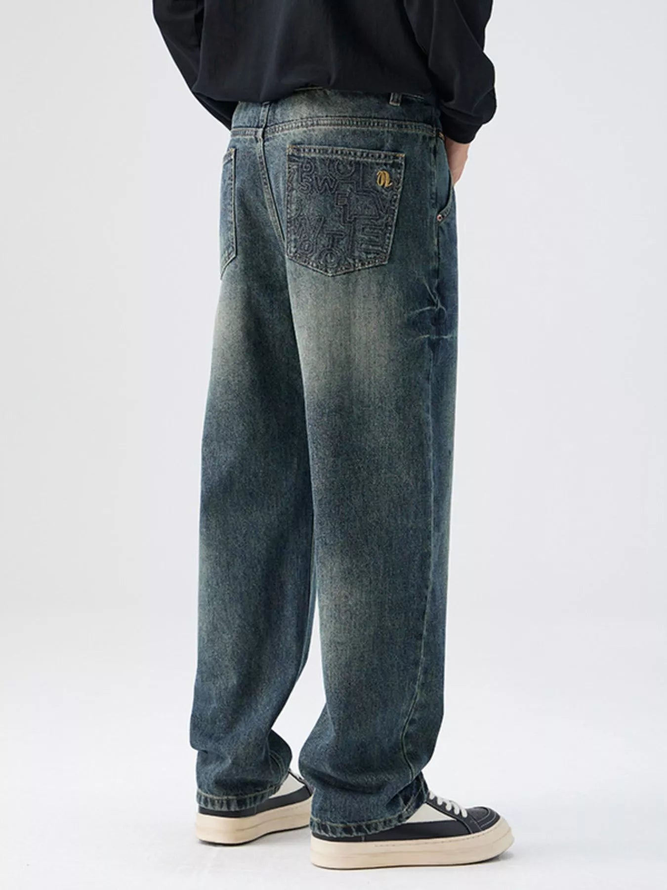 Men's Washed Relaxed Fit Jeans