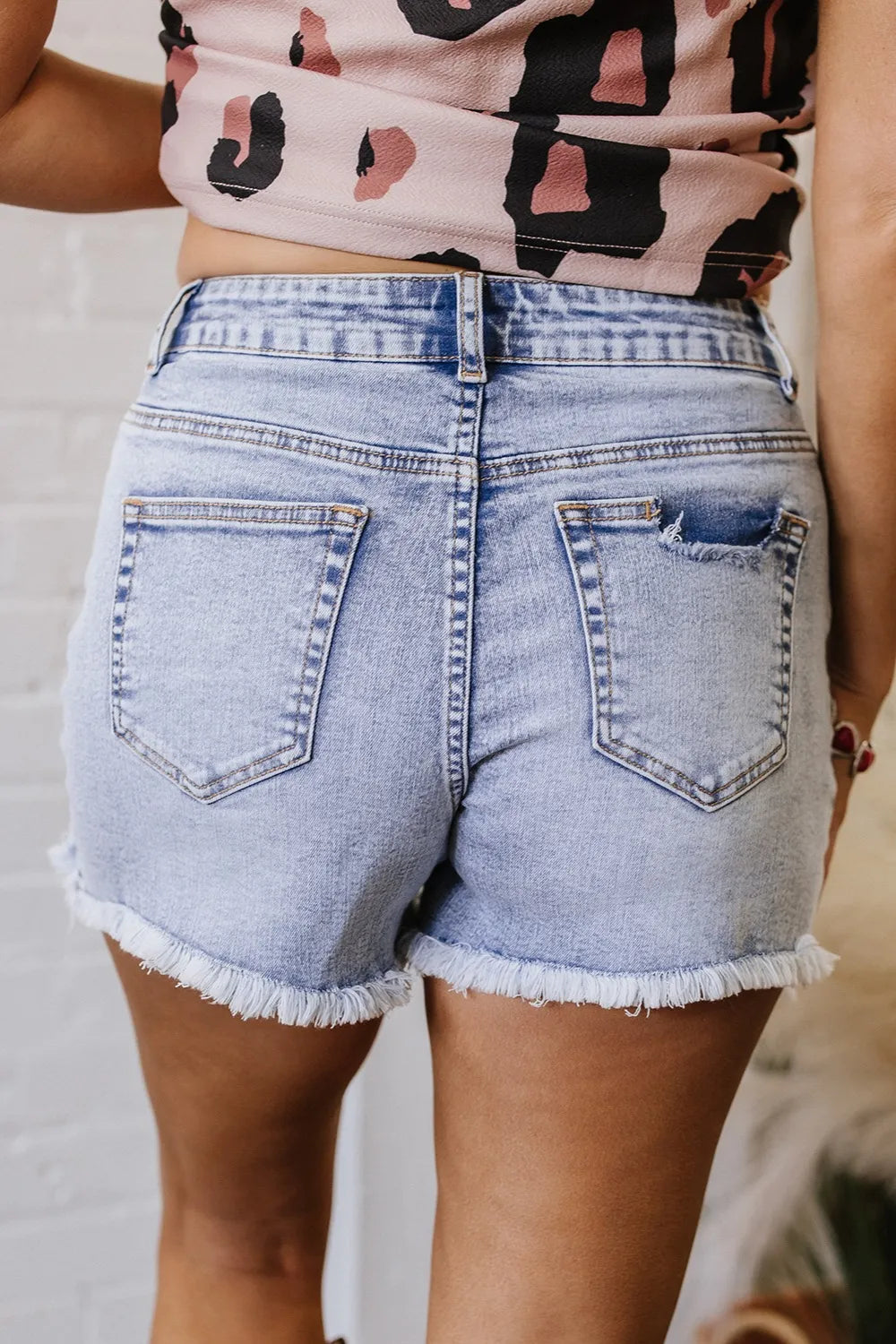 Pearl Studded Pockets Raw Hem Denim Shorts