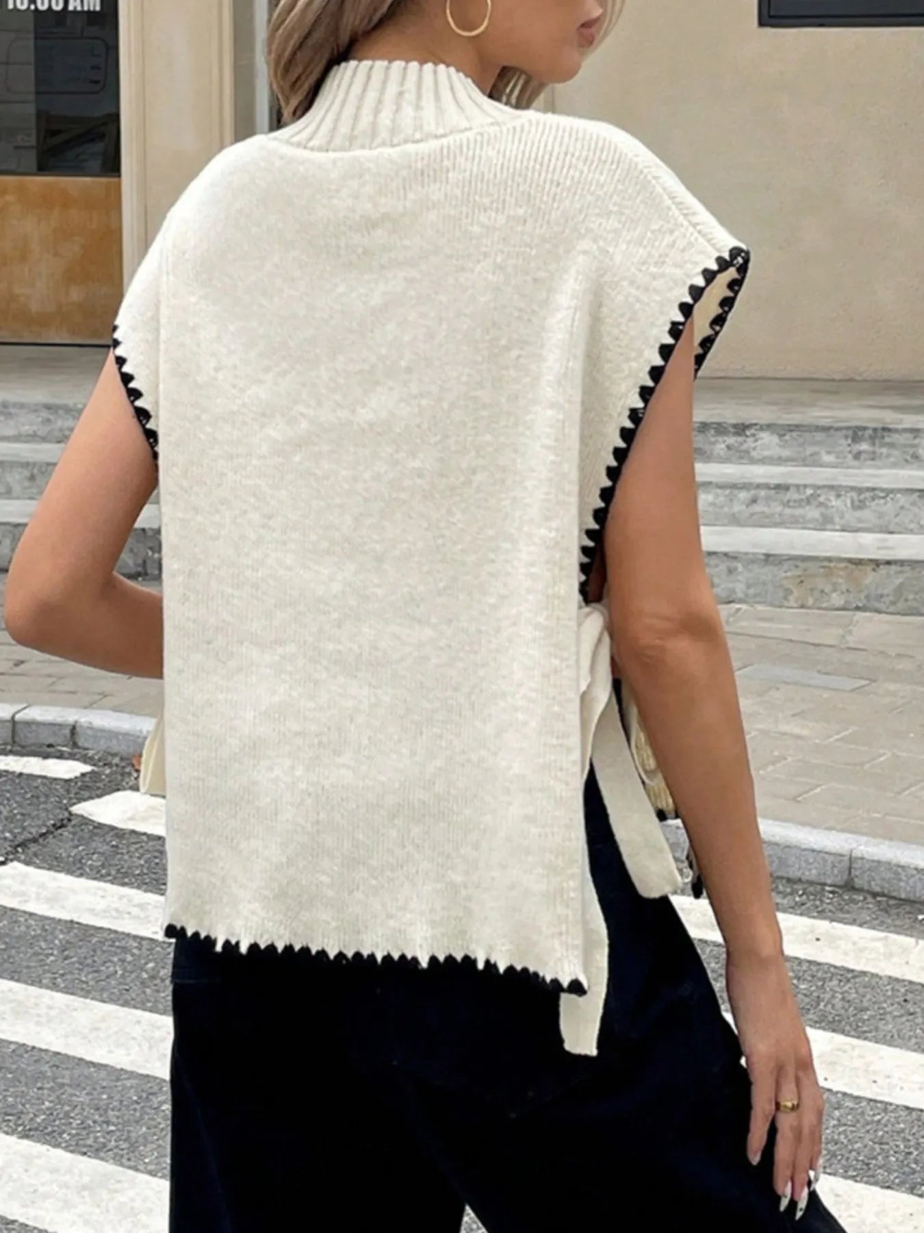 Ribbed Turtleneck Sweater Vest with Contrast Trim