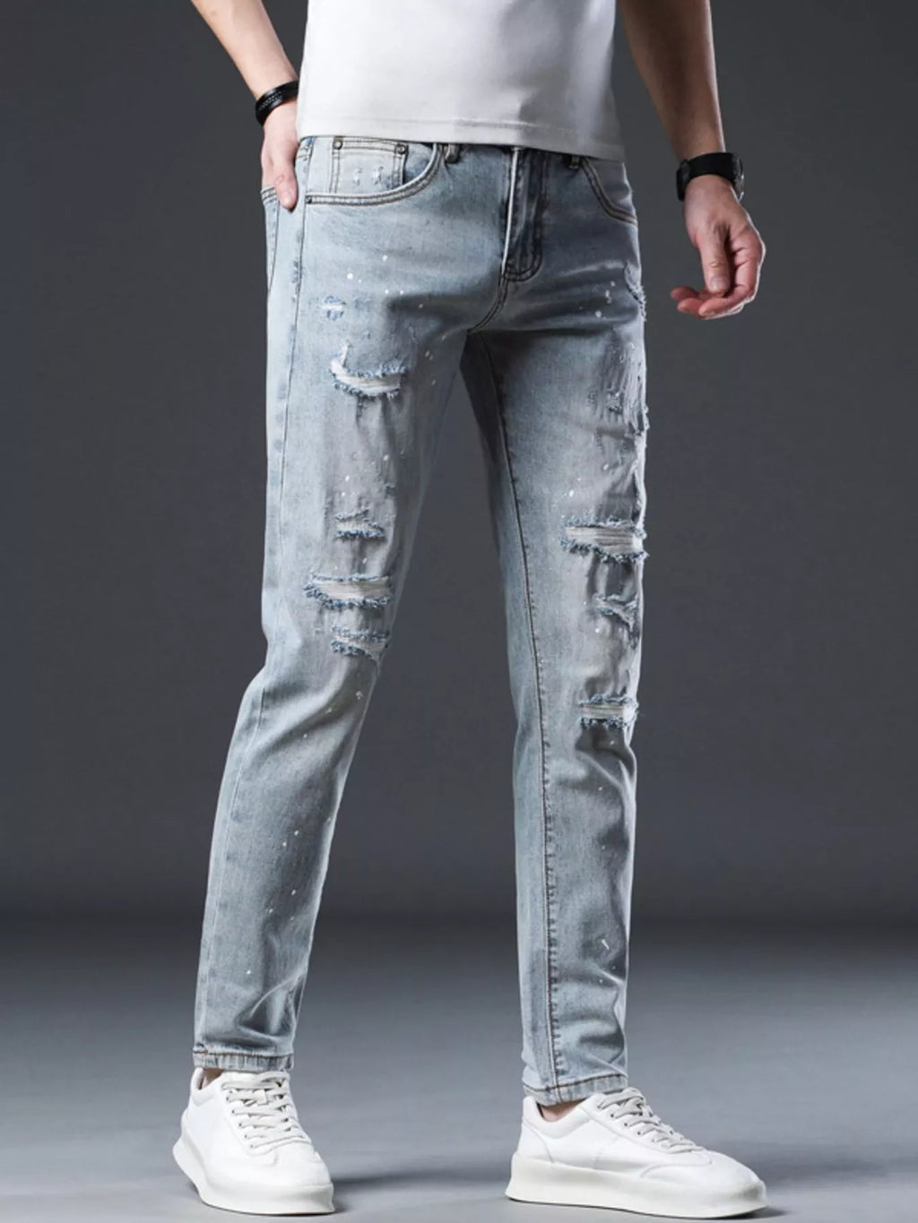 Men's Distressed Slim Fit Jeans