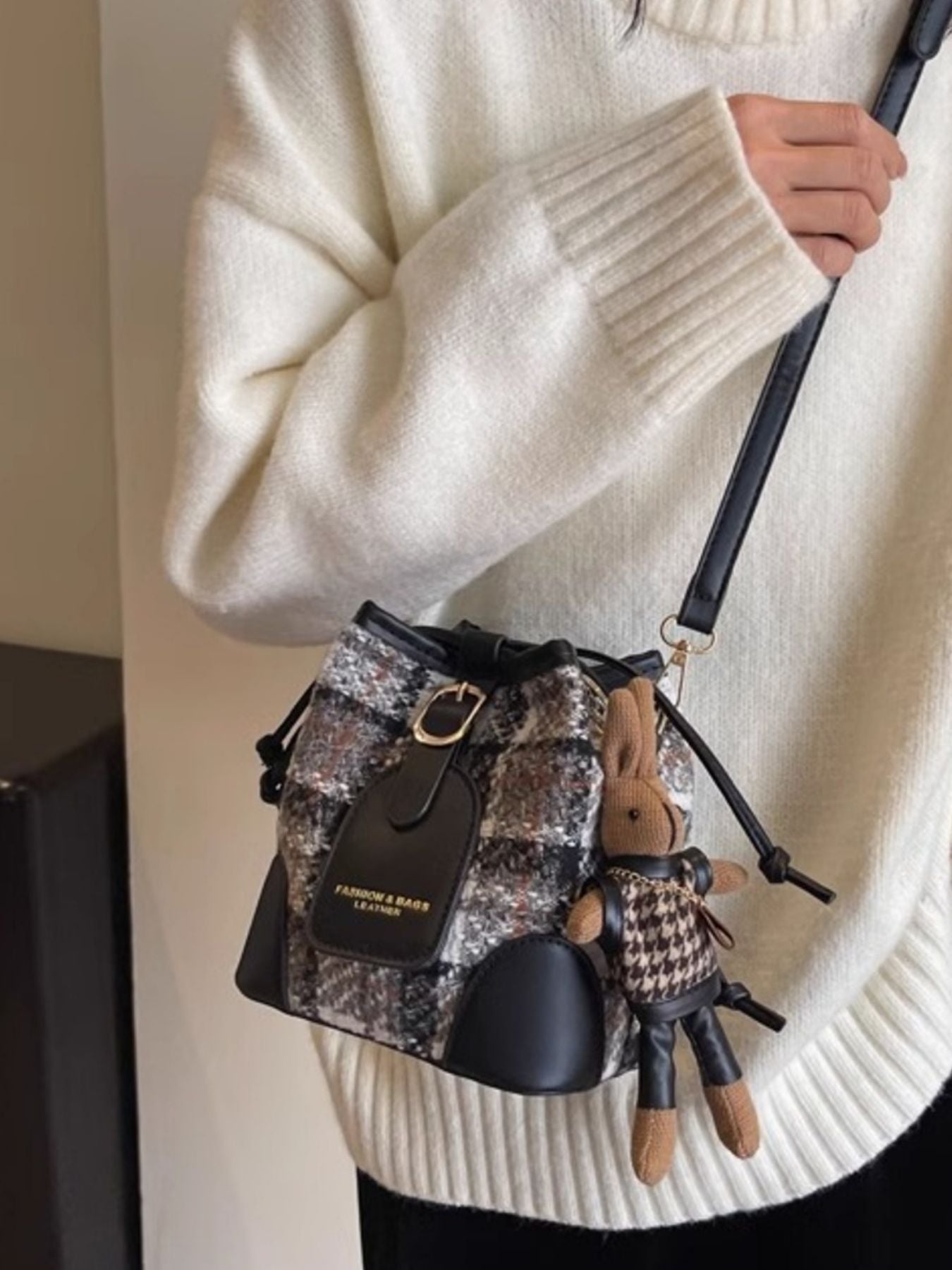 Plaid Bucket Crossbody Bag