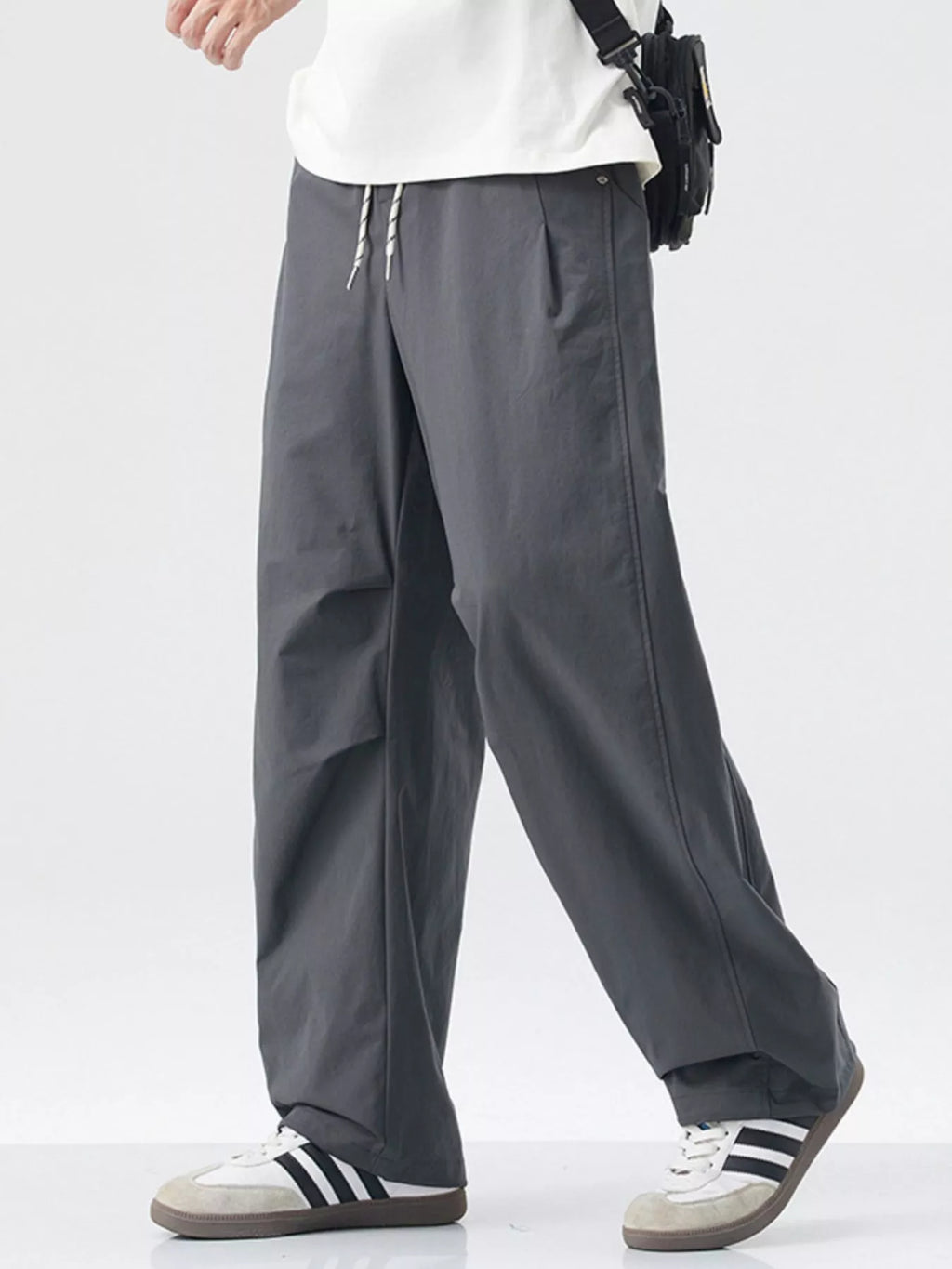 Men's Loose Fit Drawstring Cargo Pants