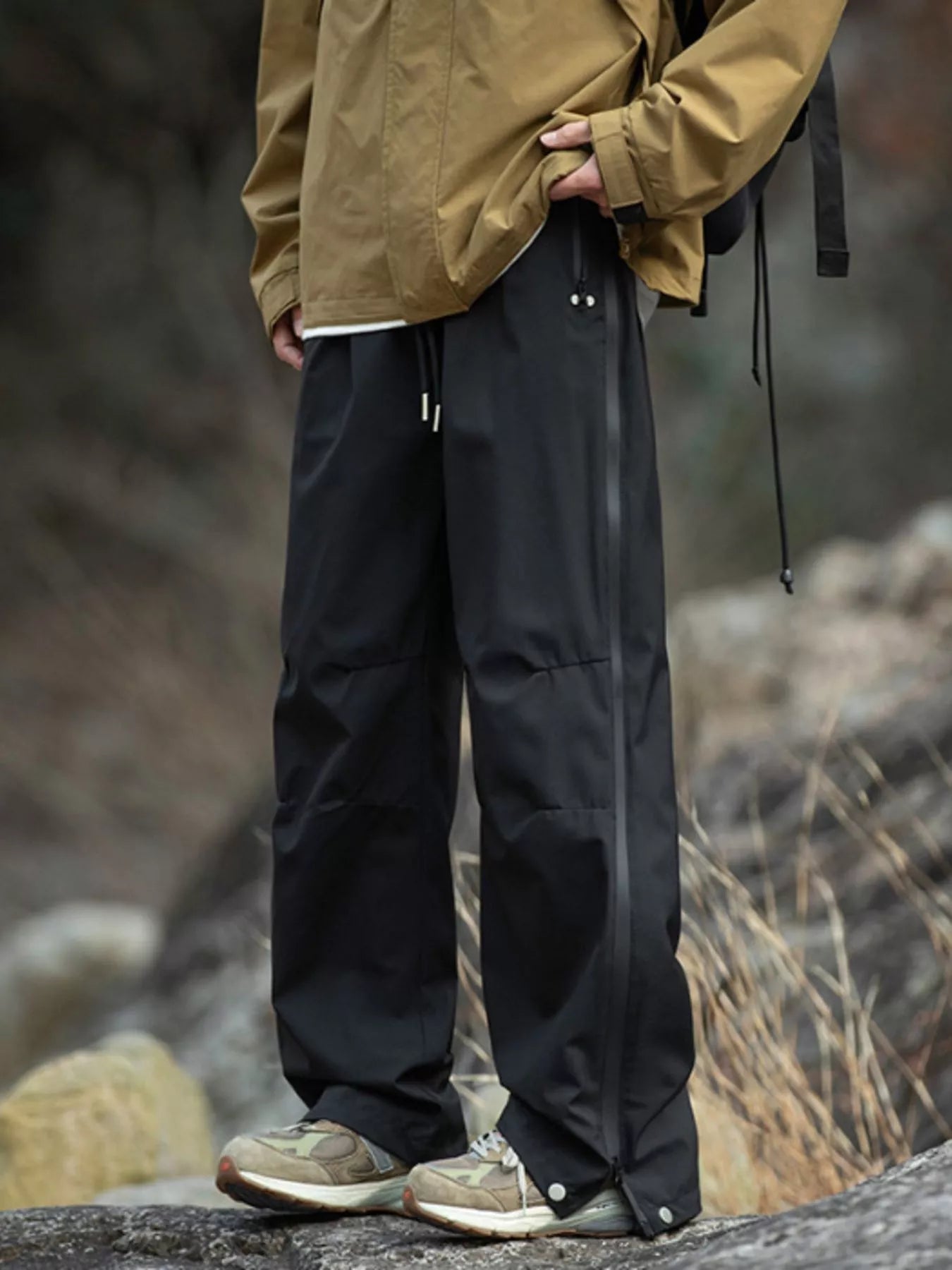 Men's Outdoor Tactical Cargo Pants with Multiple Pockets
