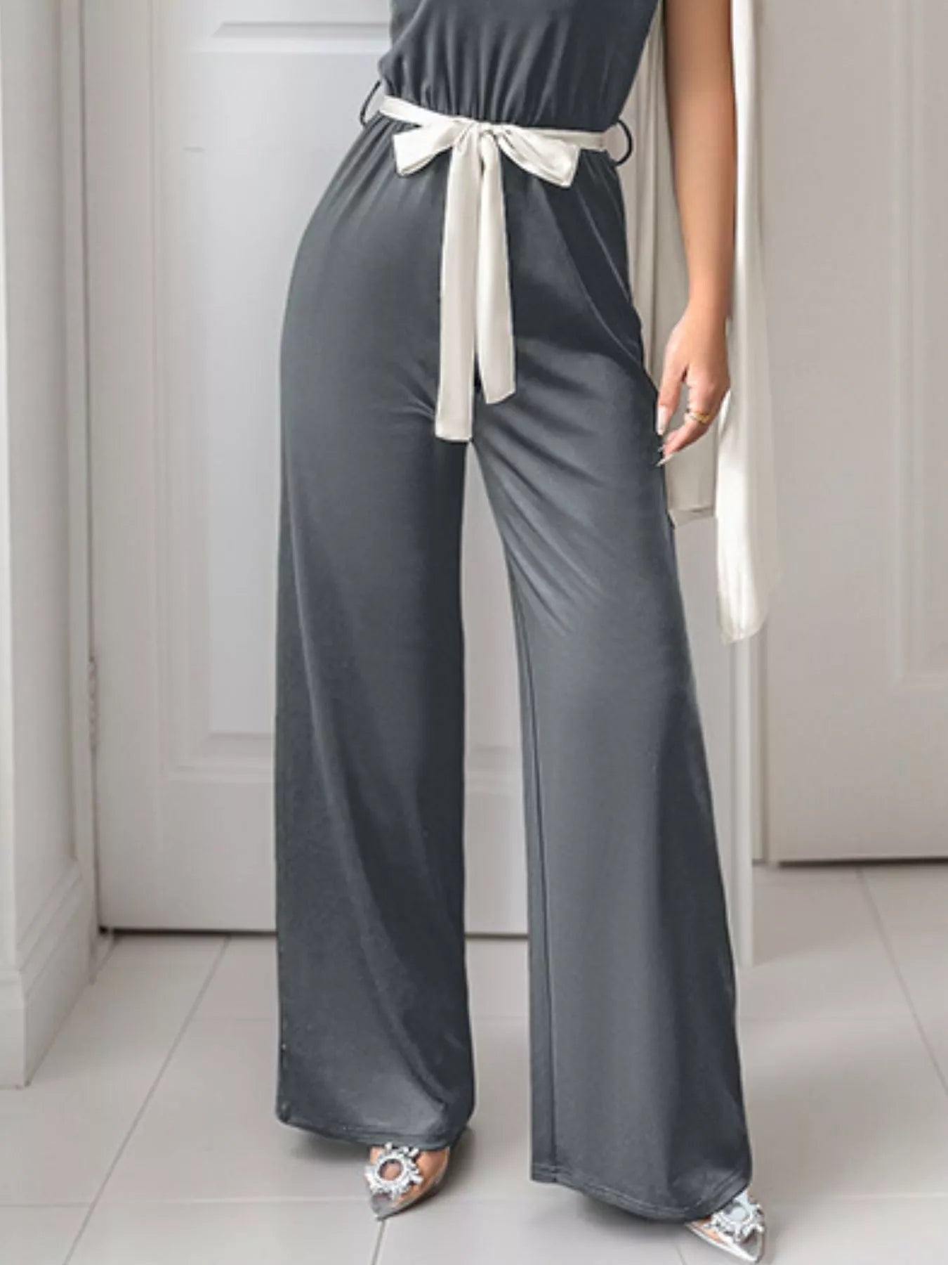 One-Shoulder Bowknot Wide Leg Jumpsuit