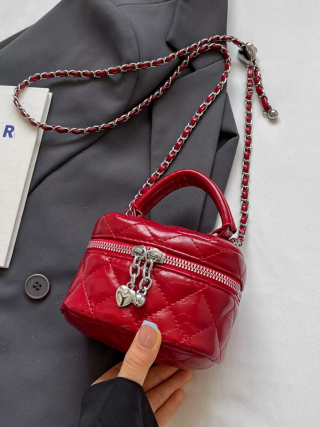 Quilted Pattern Crossbody Bag