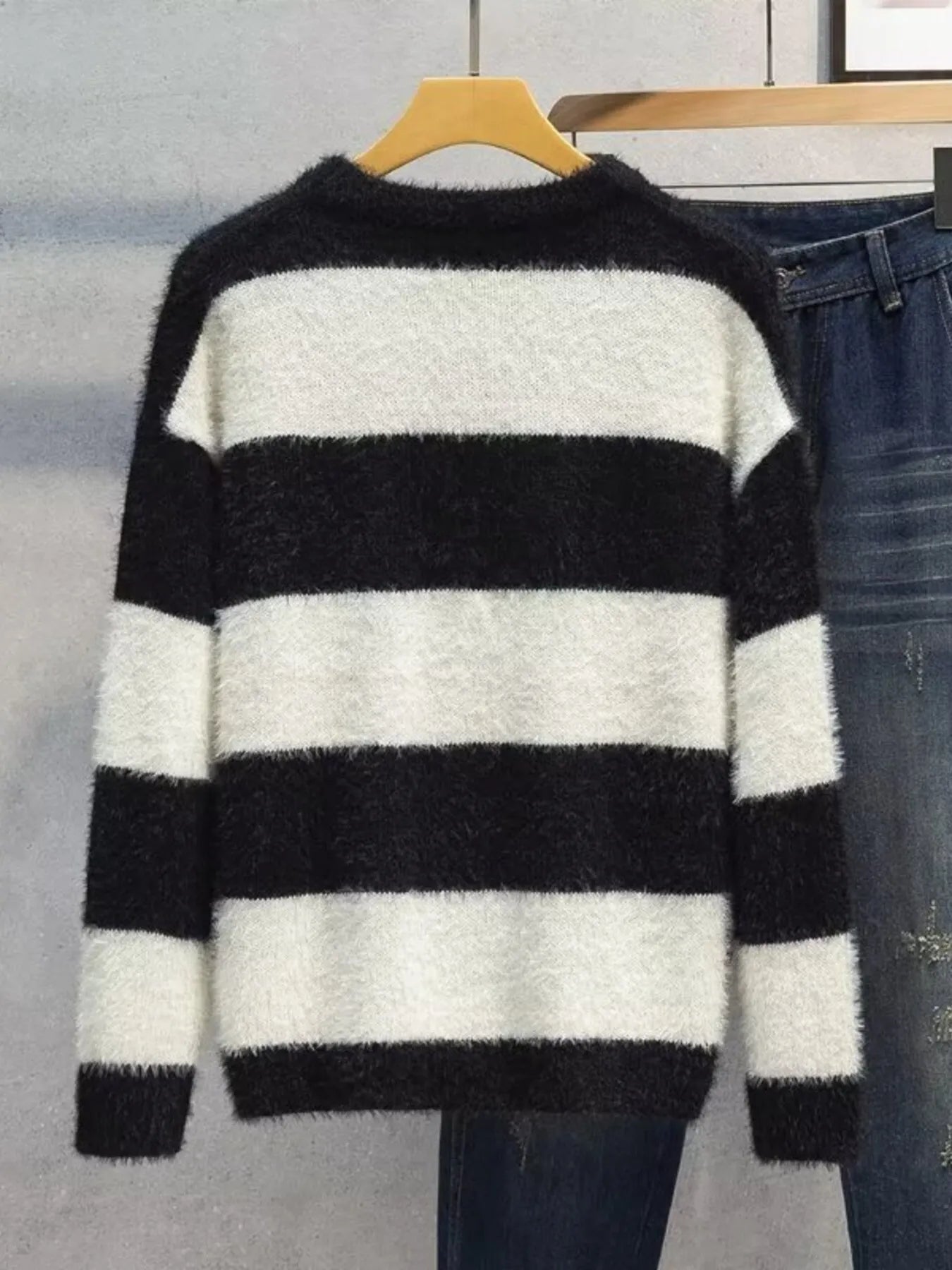 Men's Plus Size Striped Fuzzy Knit Pullover Sweater