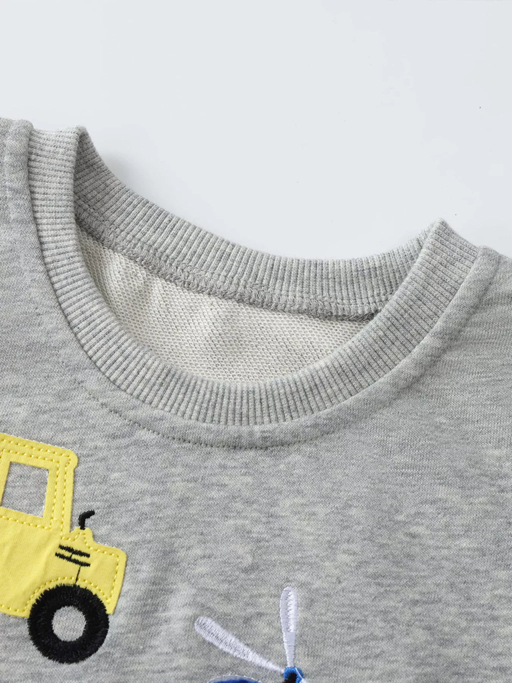 Children's Cartoon Vehicle Graphic Crew Neck Sweatshirt