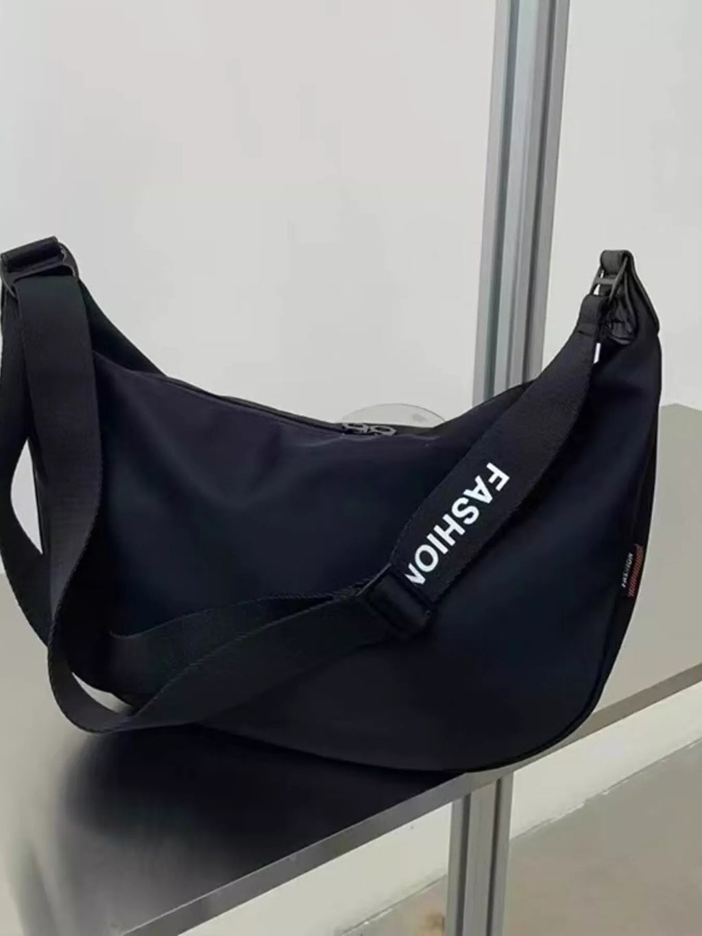 Lightweight Adjustable Strap Crossbody Bag
