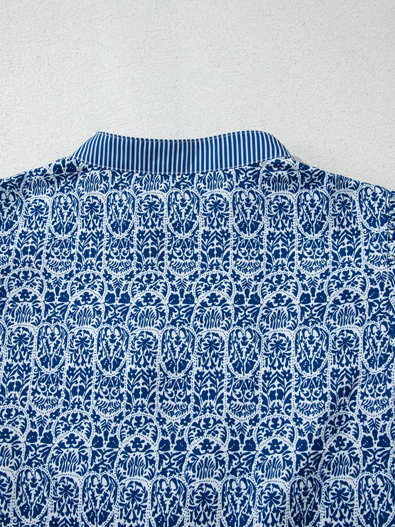 Printed Contrast Ric-Rac Puff Sleeve Top