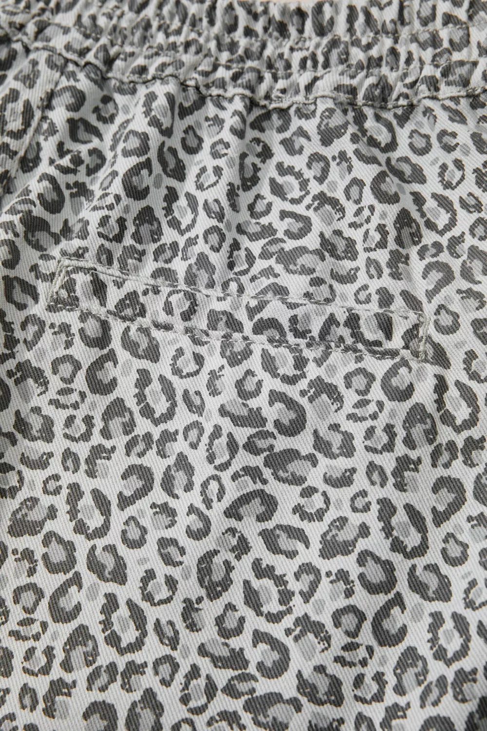 Leopard Print Elastic Waist Denim Shorts