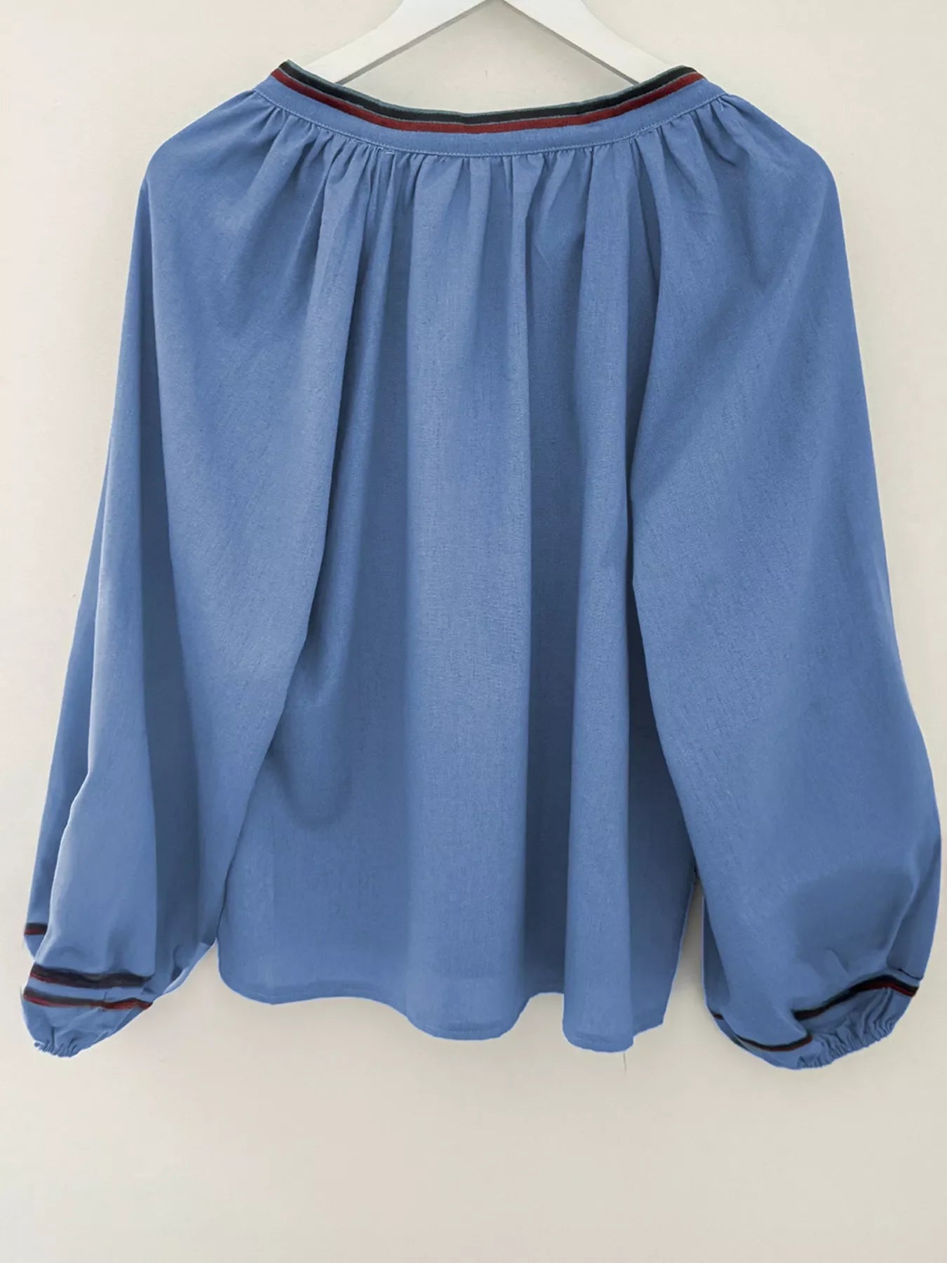 Floral Embroidered Split Neck Tassel Tie Puff Sleeve Blouse