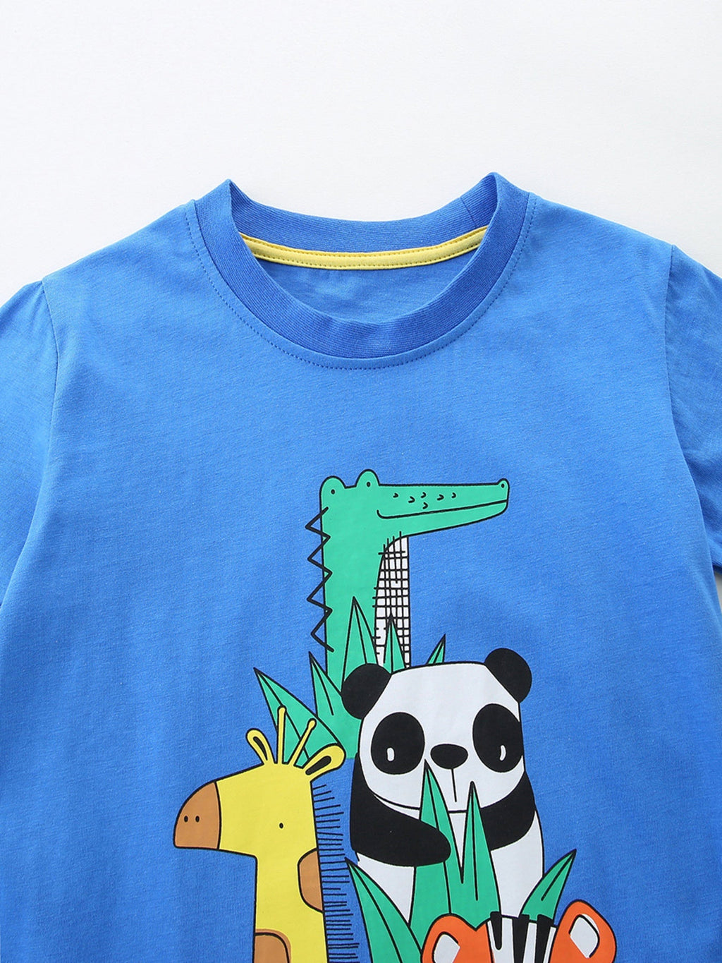 Children's Animal Print Tee & Dinosaur Decor Shorts Set