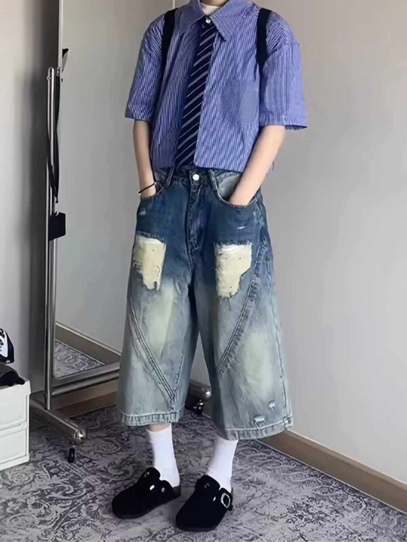 Men's Ripped Wide Leg Denim Shorts