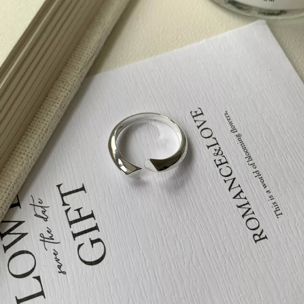 925 Sterling Silver Bypass Ring