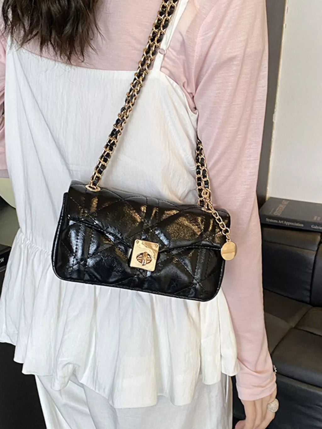 Quilted Chain Strap Crossbody Bag