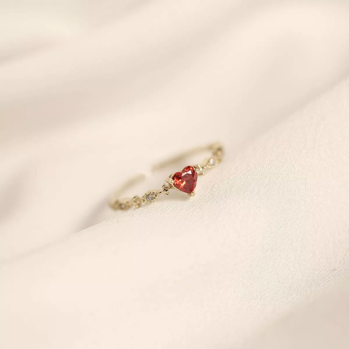925 Sterling Silver Zircon Heart Open Ring