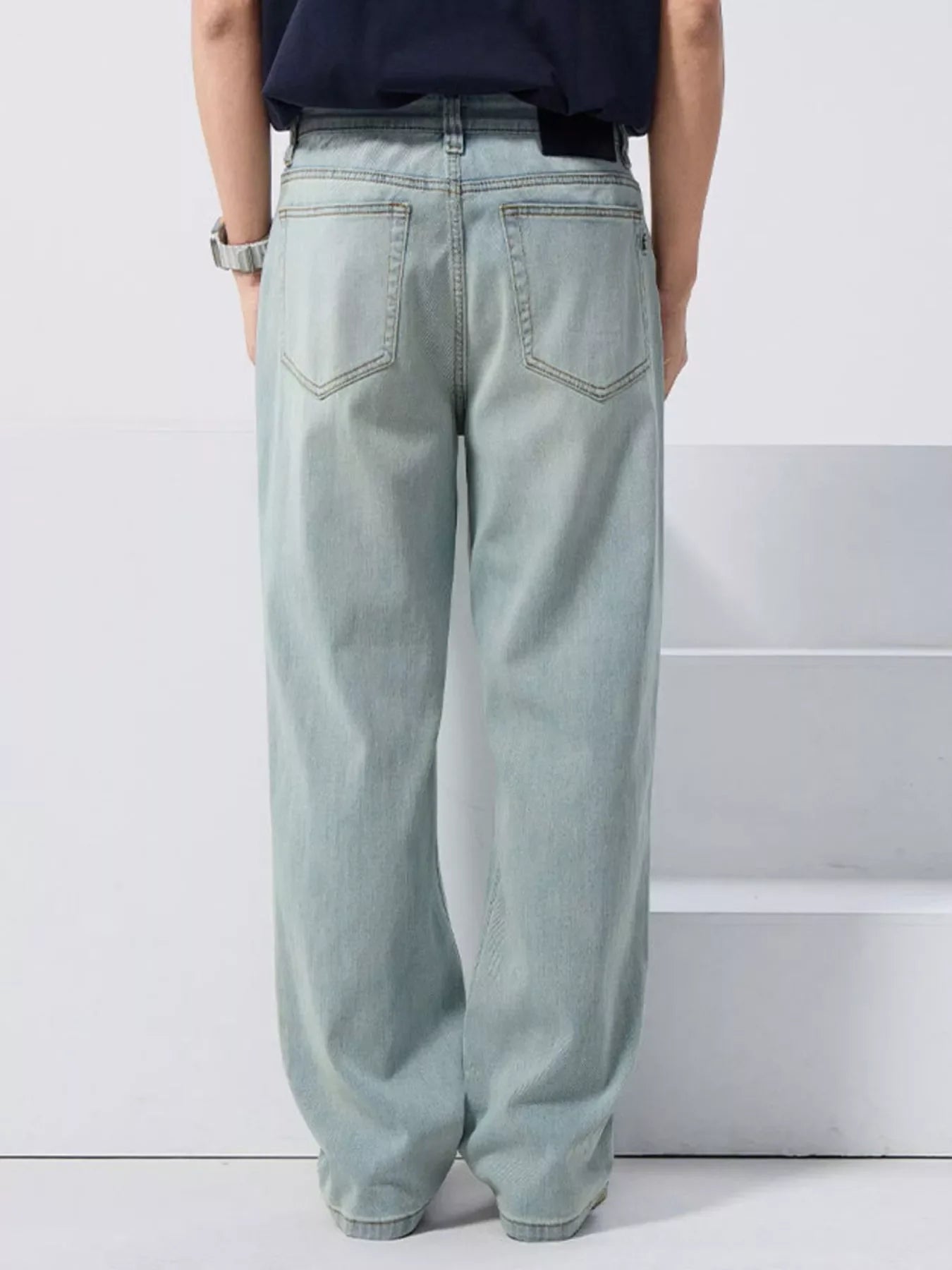 Men's Vintage Wash Loose Fit Jeans