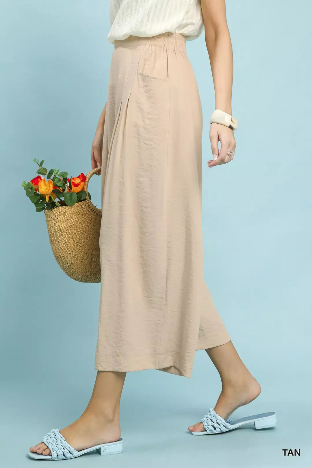 Umgee Solid Pleat Wide-Leg Cropped Pants