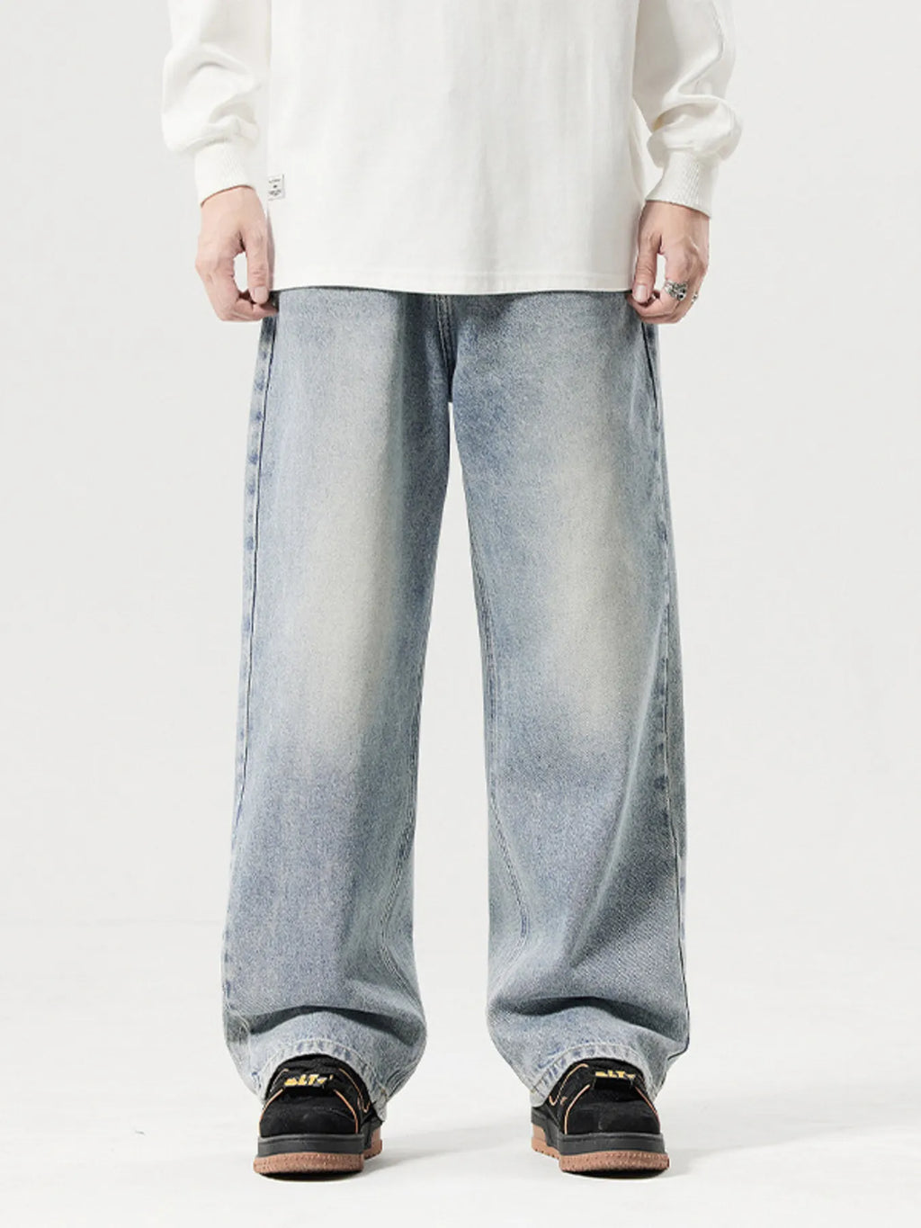 Men's Vintage Wash Wide Leg Jeans