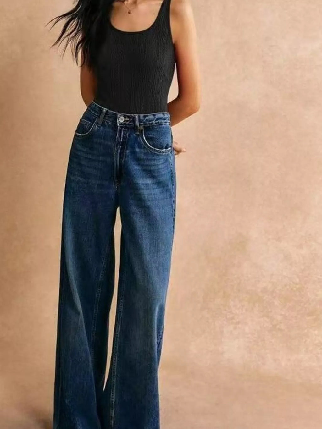 Textured Knit Scoop Neck Tank