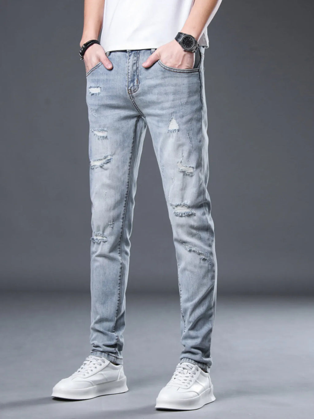 Men's Distressed Slim Fit Jeans