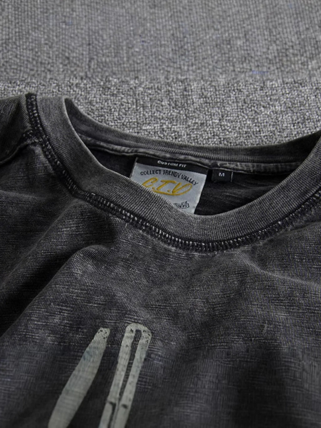 Men's Letter Round Neck Short Sleeve T-Shirt