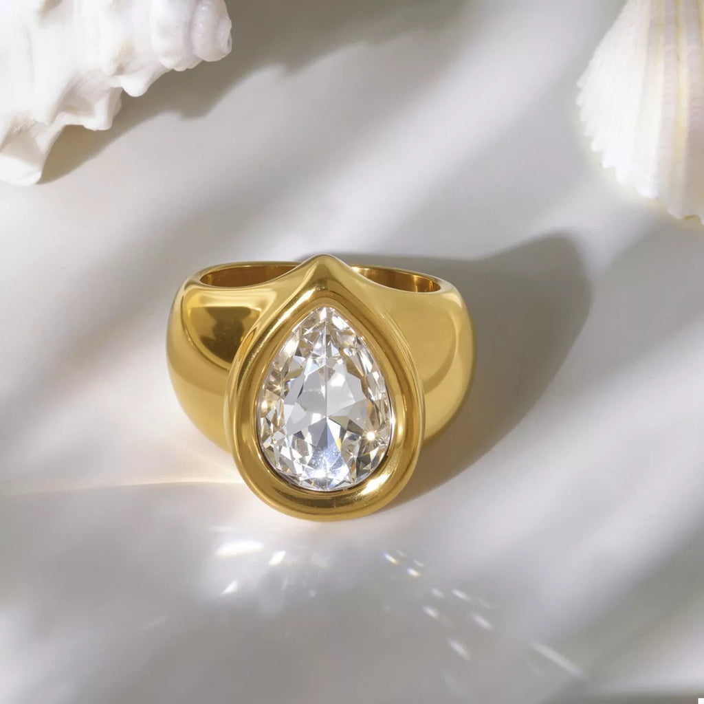 18K Gold-Plated Teardrop Zircon Ring