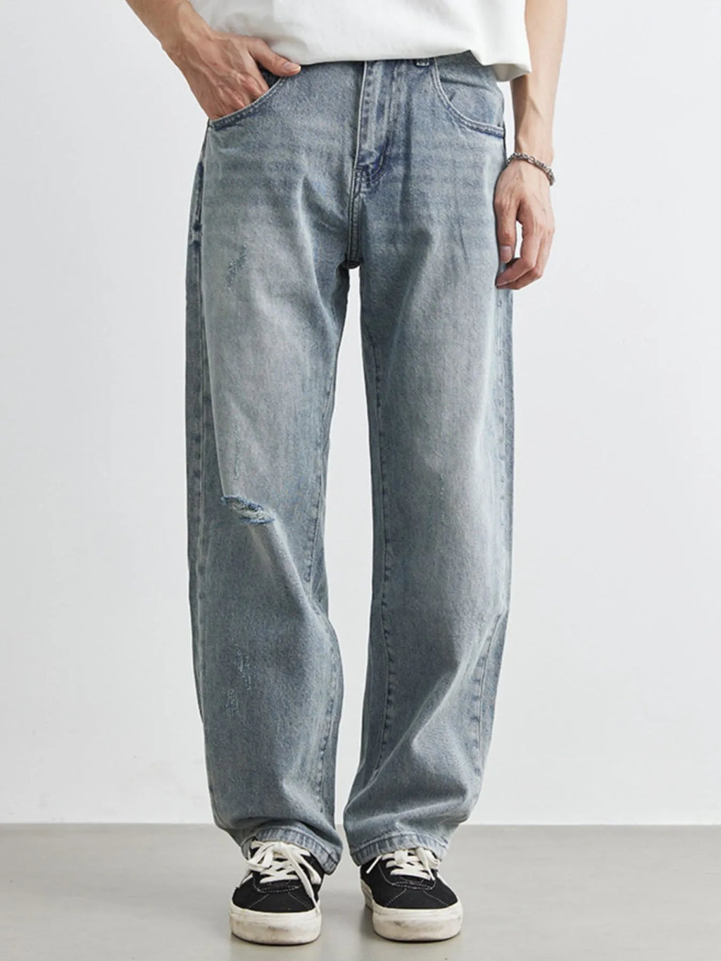 Men's Washed Wide Leg Distressed Jeans