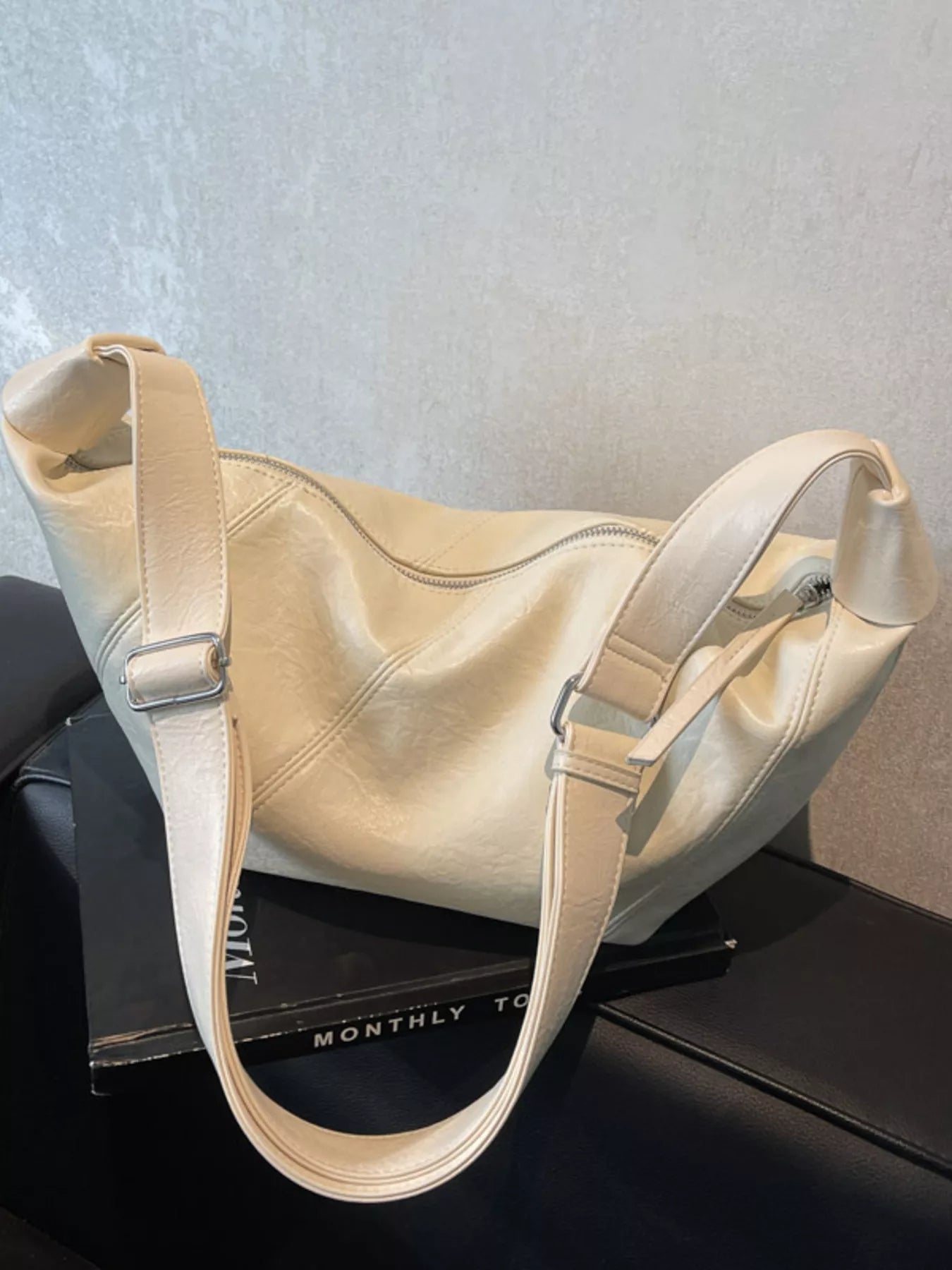Casual Style Crescent Crossbody Bag