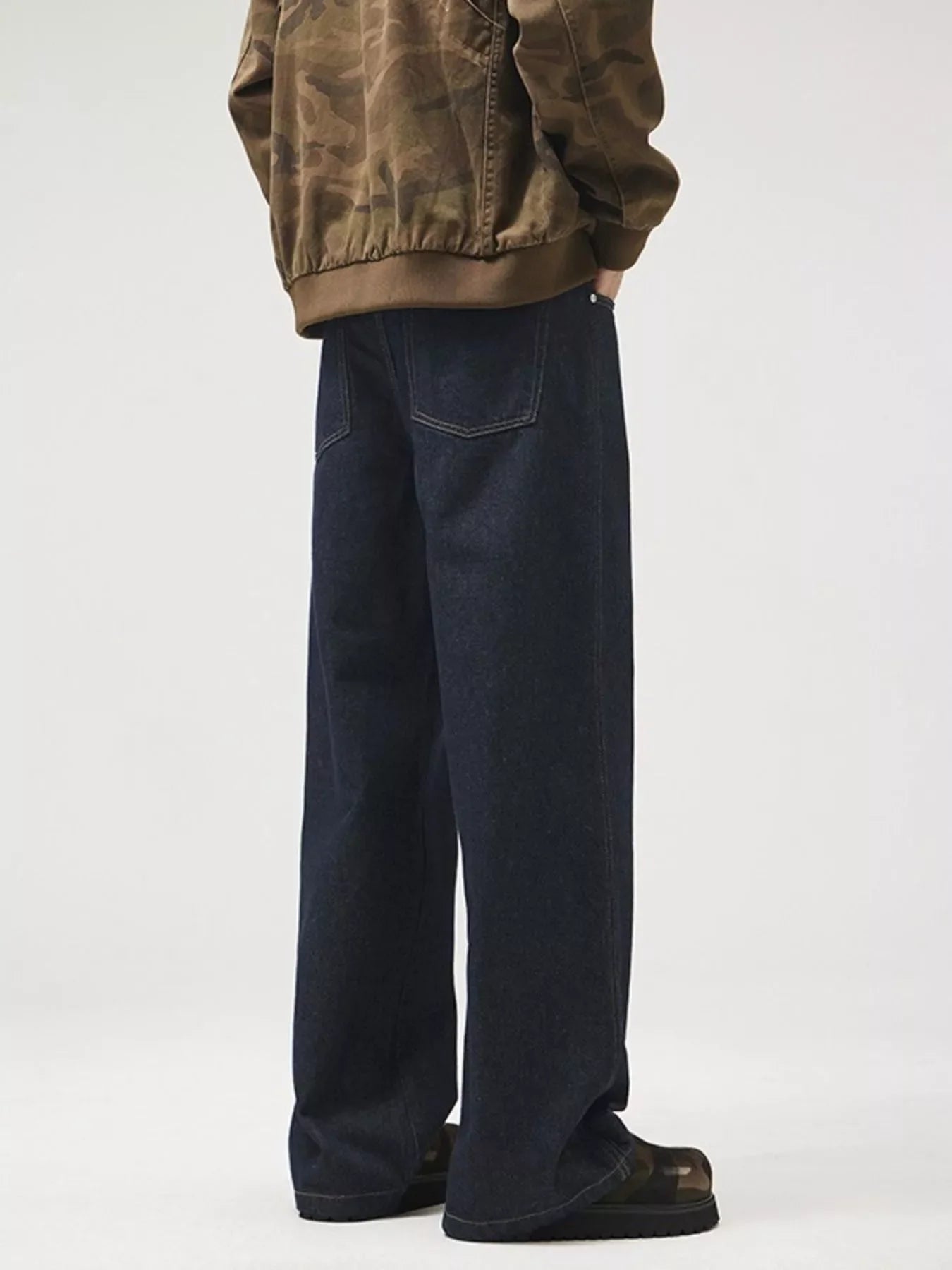 Men's Wide Leg Jeans